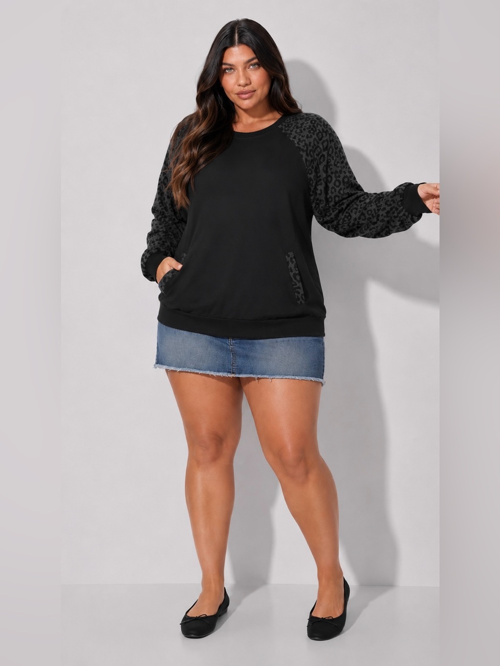 BloomChic Leopard Print Spliced Pockets Sweatshirt